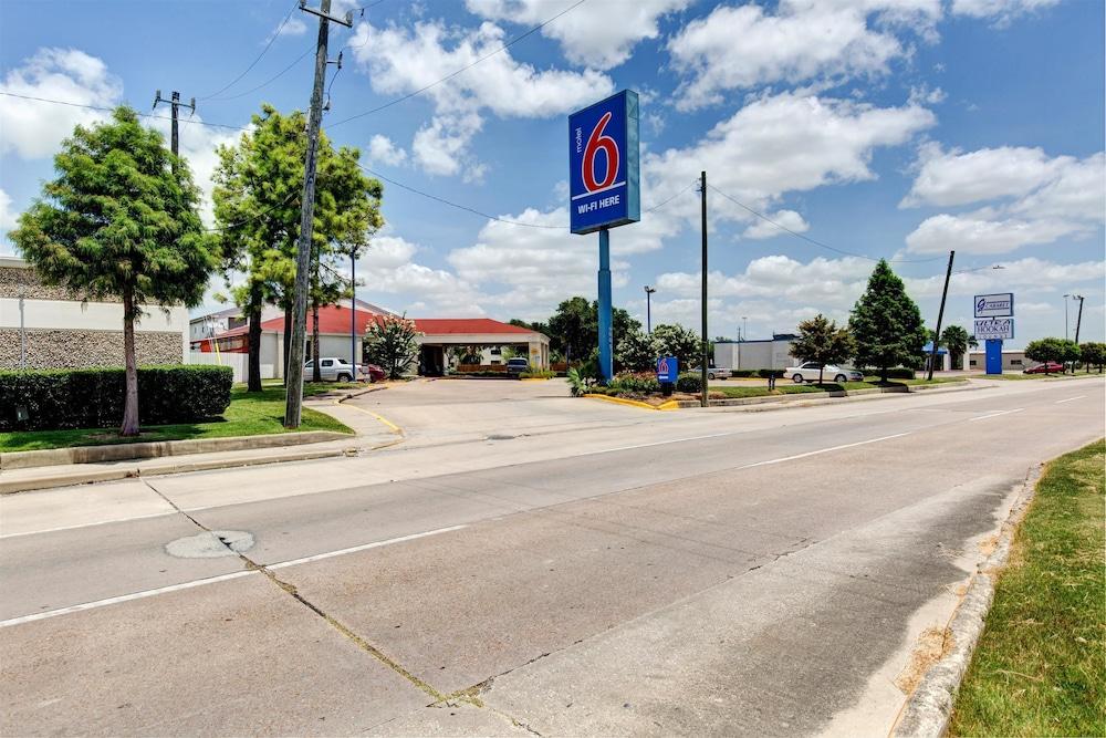 Executive Inn & Suites South Houston Exterior photo