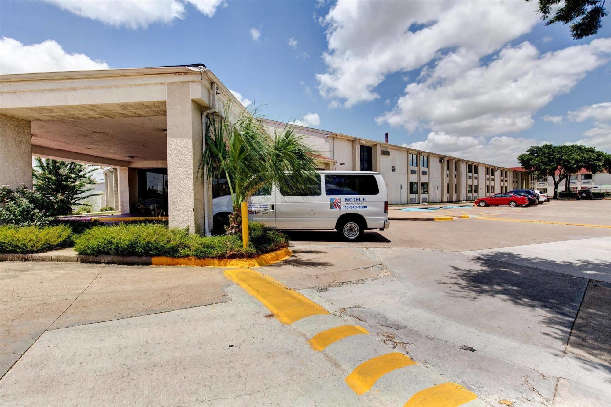 Executive Inn & Suites South Houston Exterior photo